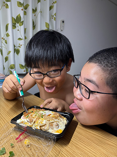 食いしん坊兄弟